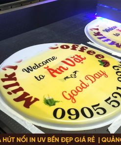 Hộp Đèn Mica Hút Nổi In UV Bền Đẹp | Quảng Cáo Tứ Quý Tại Nha Trang